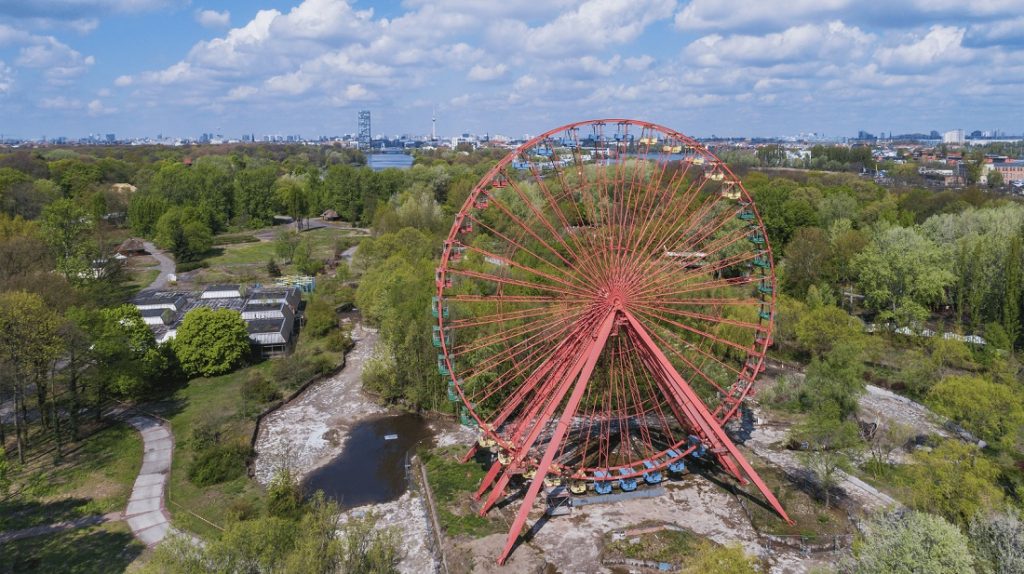 Spreepark: Un parque de atracciones abandonado. Turismo en Berlín: Un destino imperdible.