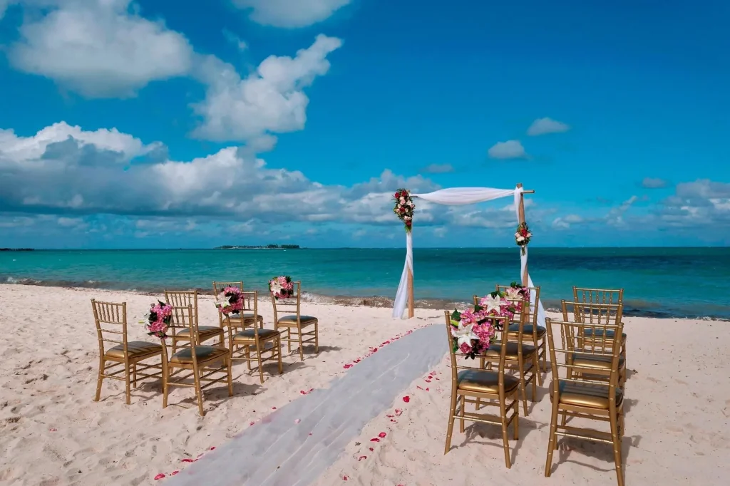 ¿Por qué visitar Junkanoo Beach?