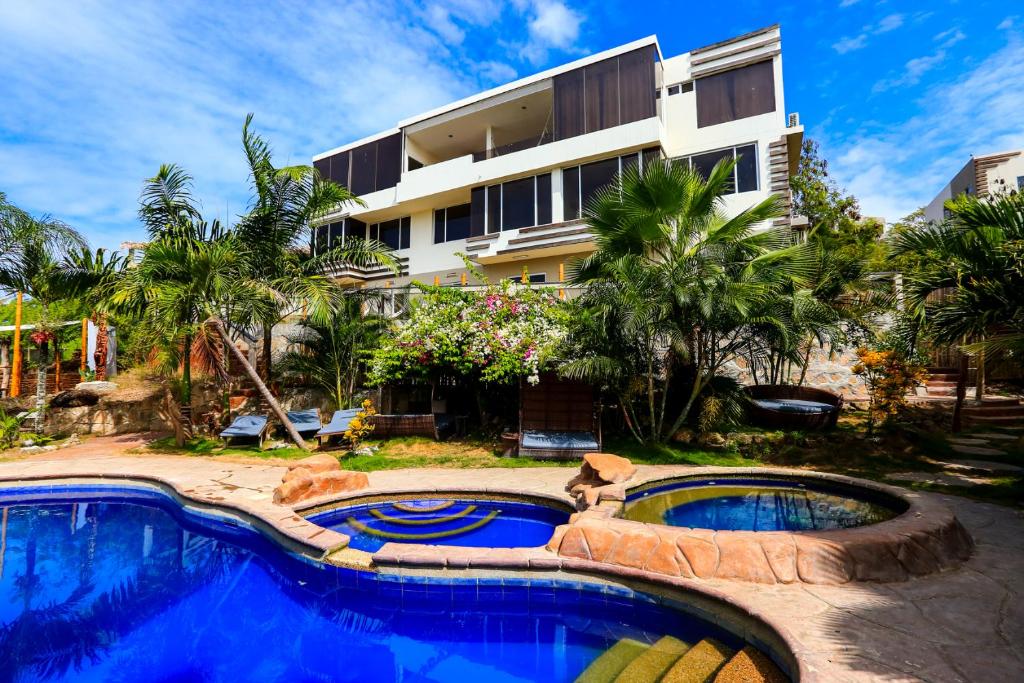 Hotel Montañita Estates
