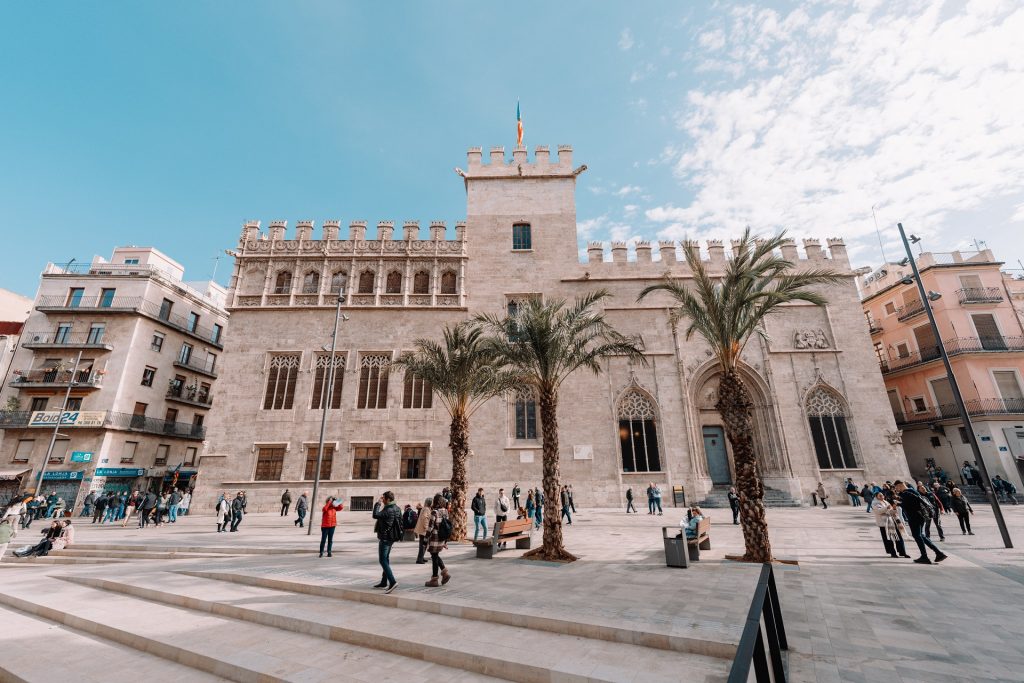 Turismo en La Lonja de la Seda en Valencia