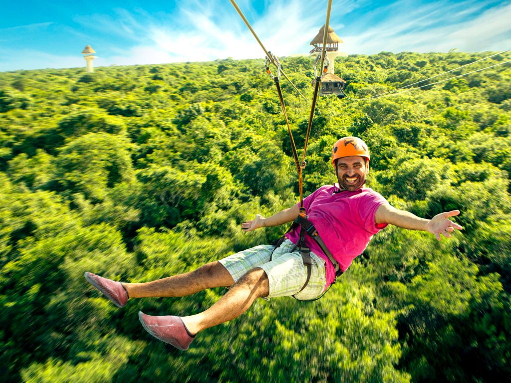 Turismo en el parque Xplor: aventura y naturaleza en Riviera Maya