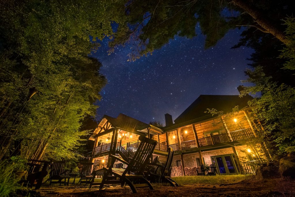 Hut Point Inn