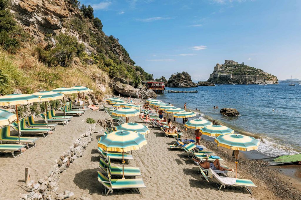 ¿Qué hace única a la isla de Ischia?